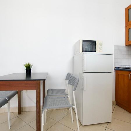 Budget Apartment By Hi5 - Center Of The Center Budapest Bagian luar foto